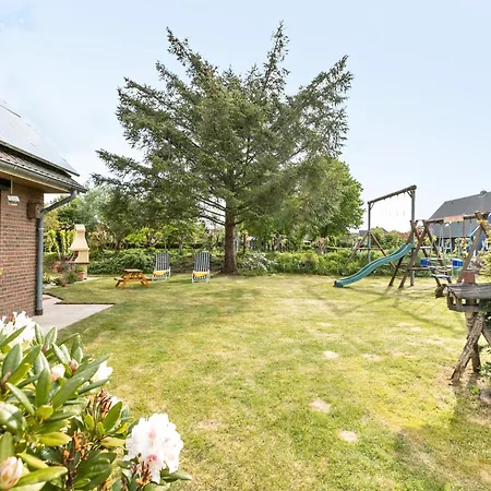 Elke Jensen Apartment